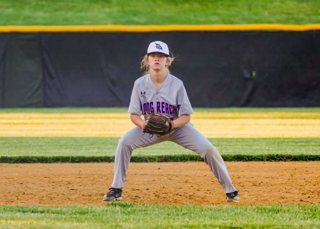 best Baseball Gloves for 11-Year-Olds